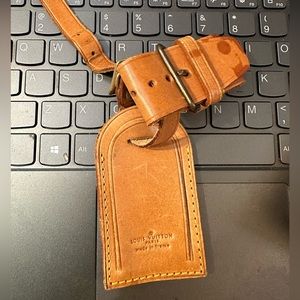 Louis vuitton name tag